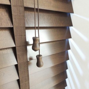 Cheap next day walnut wood venetian blinds with tapes