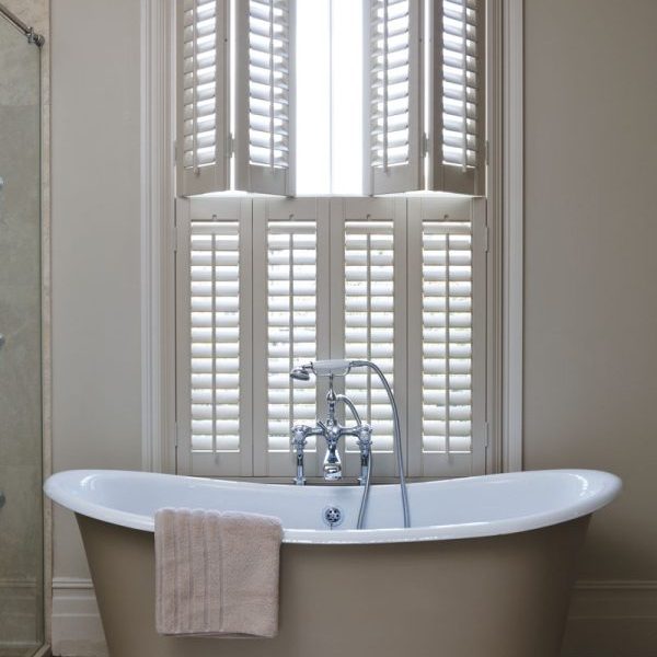 cheapest_silk_white_shutters