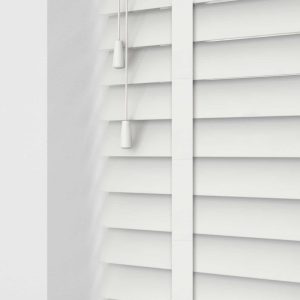 white-faux-wood-blinds-with-tapes