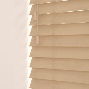 Made to Measure Pine Wood Venetian Blind